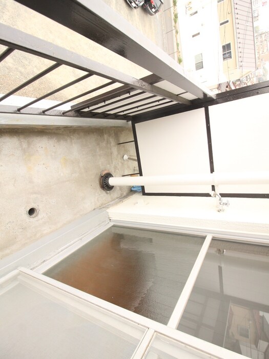 物件内観写真17　(洗濯機置場)