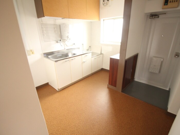 物件内観写真19　(廊下)