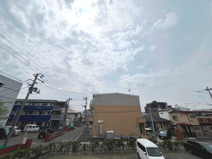 物件内観写真22　(室内からの展望)