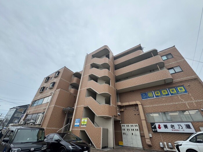 物件外観写真1　(外観写真)