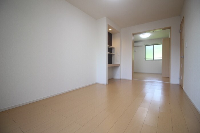 物件内観写真7　(居室)