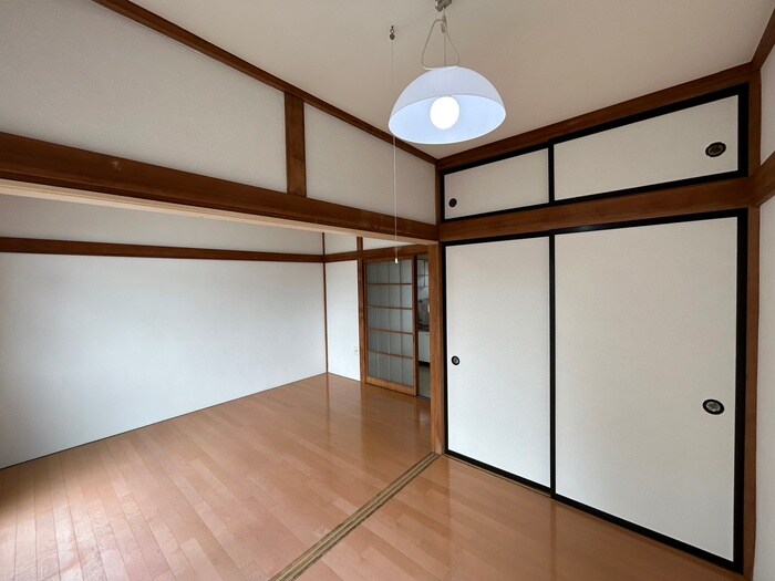 物件内観写真9　(居室)