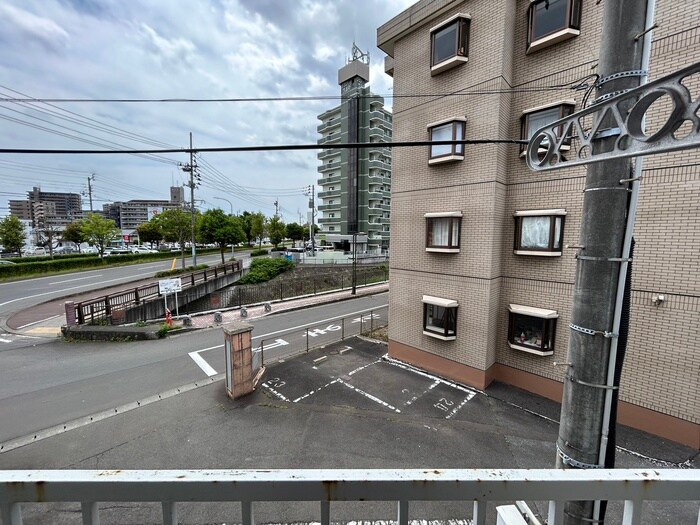 物件内観写真21　(室内からの展望)