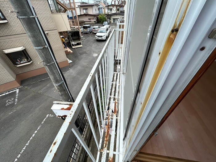 物件内観写真22　(室内からの展望)