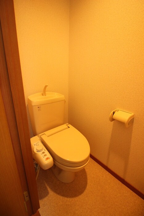 物件内観写真15　(トイレ)