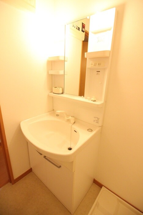 物件内観写真10　(洗面)