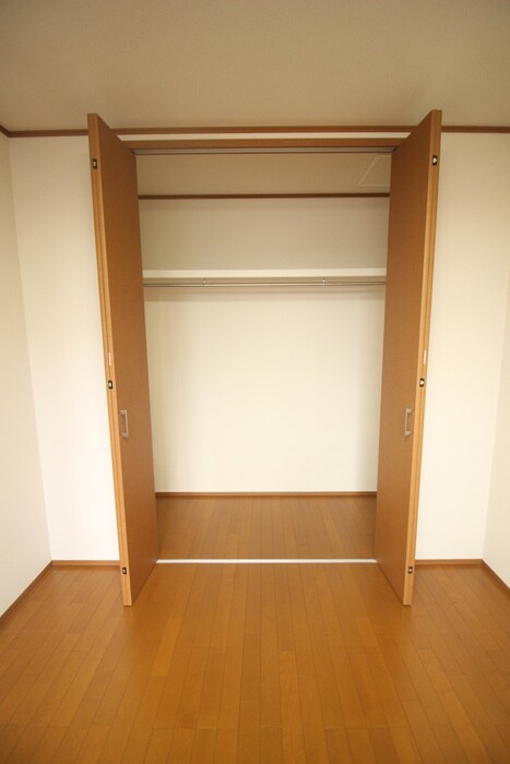 物件内観写真16　(収納)