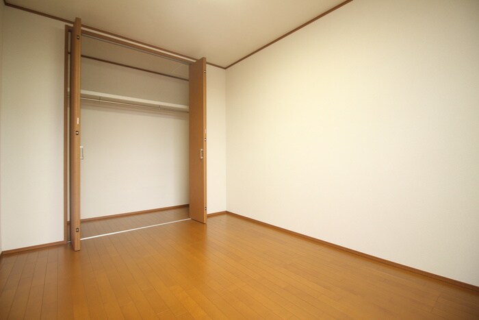 物件内観写真19　(居室)