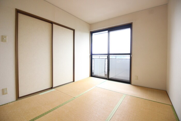 物件内観写真9　(居室)