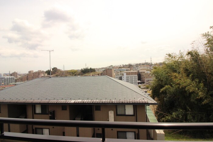 物件内観写真16　(室内からの展望)