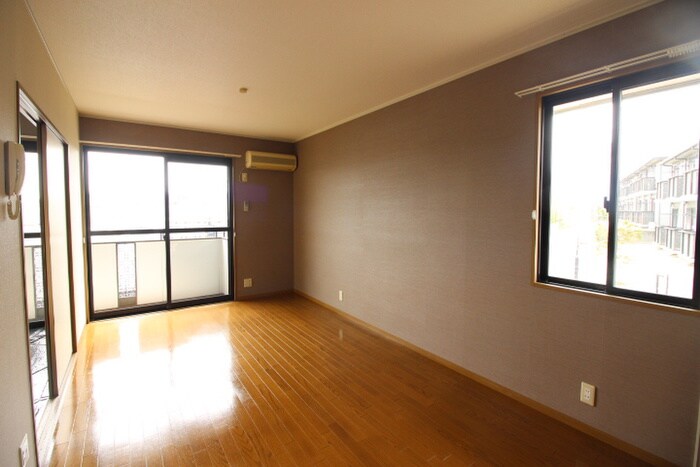 物件内観写真22　(居室)