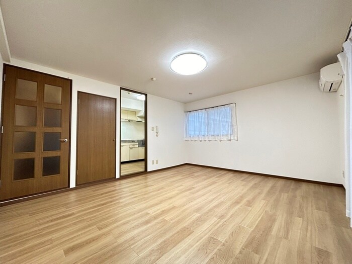 物件内観写真17　(居室)