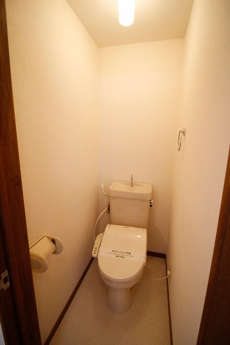 物件内観写真15　(トイレ)