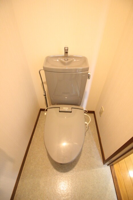 物件内観写真12　(トイレ)