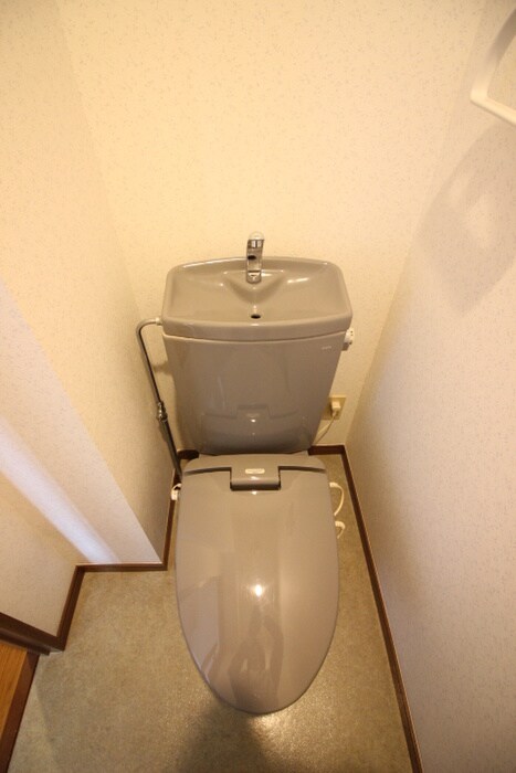 物件内観写真15　(トイレ)