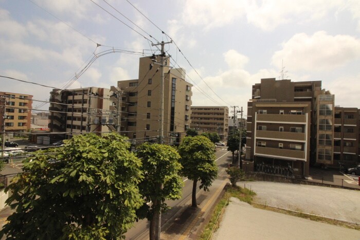 物件内観写真22　(室内からの展望)