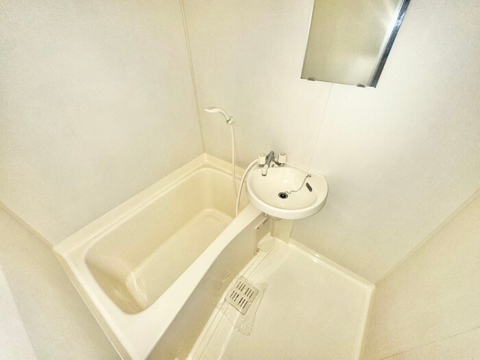 物件内観写真12　(バス／シャワールーム等)