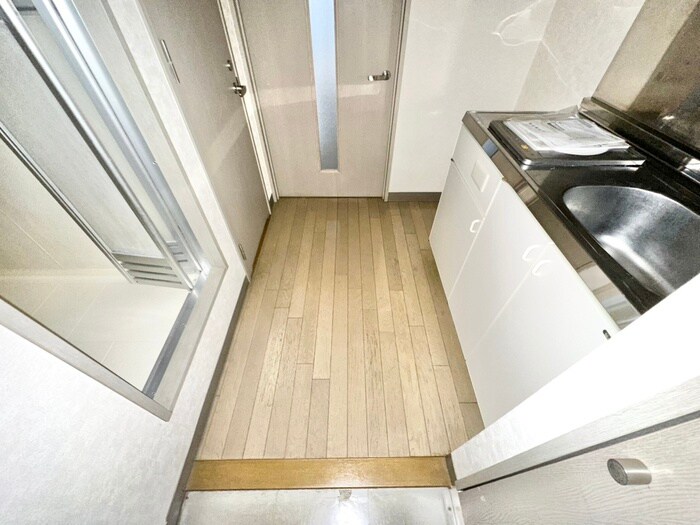 物件内観写真16　(廊下)