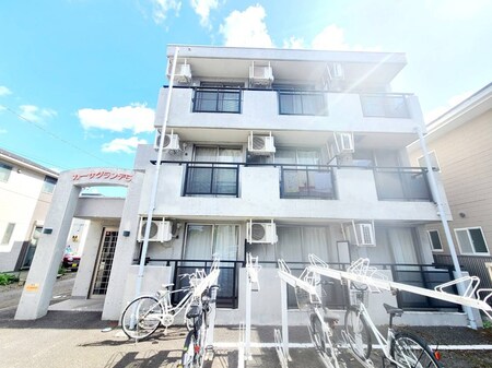 カーサグランデ５外観写真