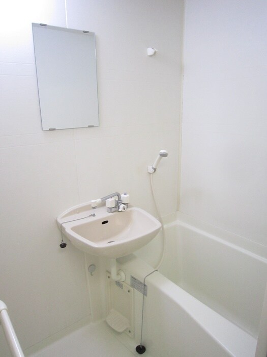 物件内観写真12　(バス／シャワールーム等)