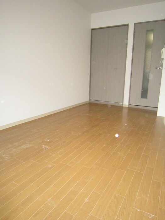 物件内観写真15　(居室)