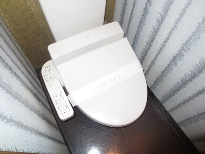 物件内観写真13　(トイレ)