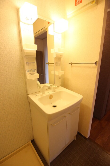 物件内観写真10　(洗面)