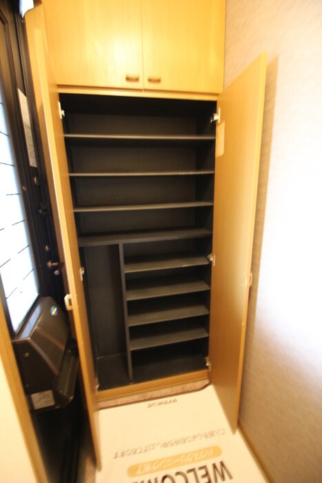 物件内観写真14　(靴箱)