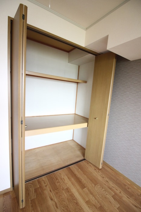 物件内観写真16　(収納)