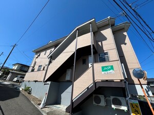 ヘルーダス外観写真