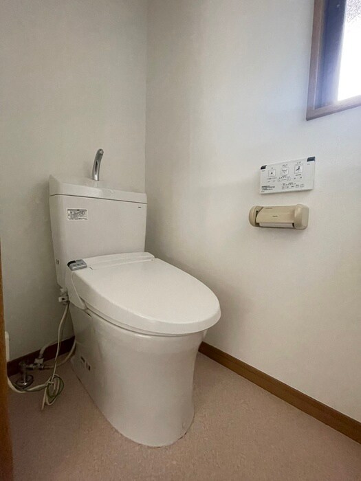 物件内観写真13　(トイレ)