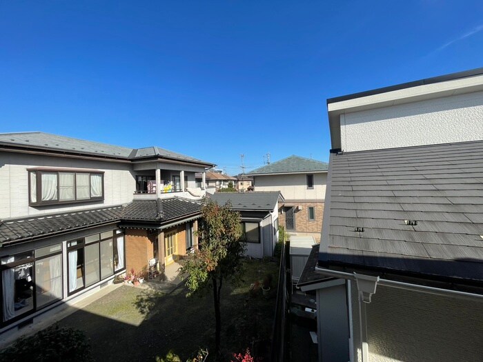 物件内観写真22　(室内からの展望)