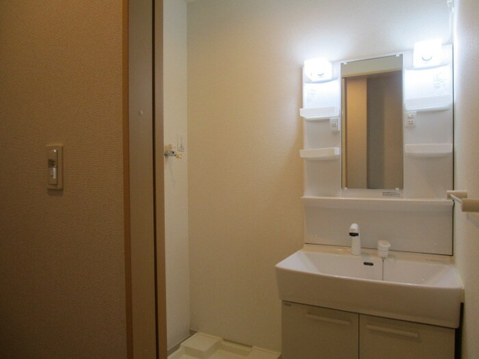 物件内観写真14　(洗面)