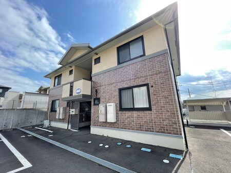 アンビックス利府六番館外観写真