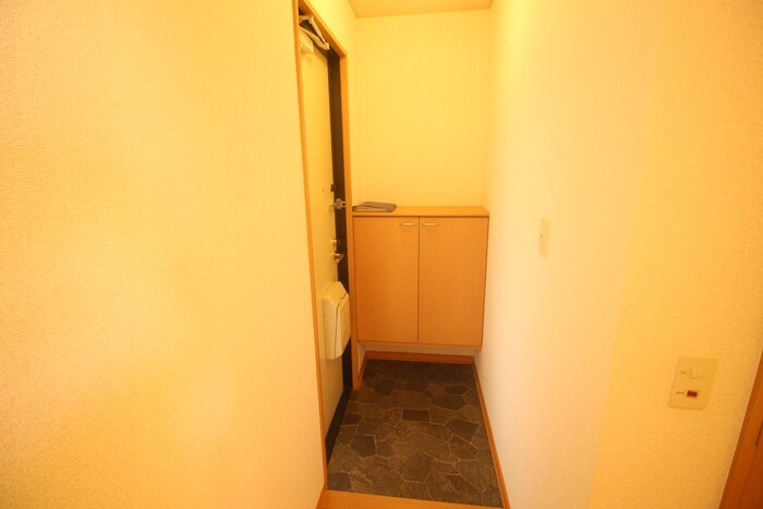 物件内観写真17　(玄関)