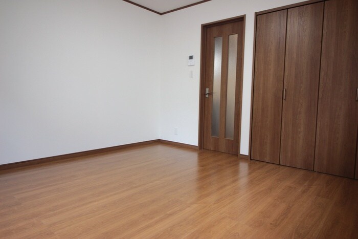 物件内観写真9　(居室)