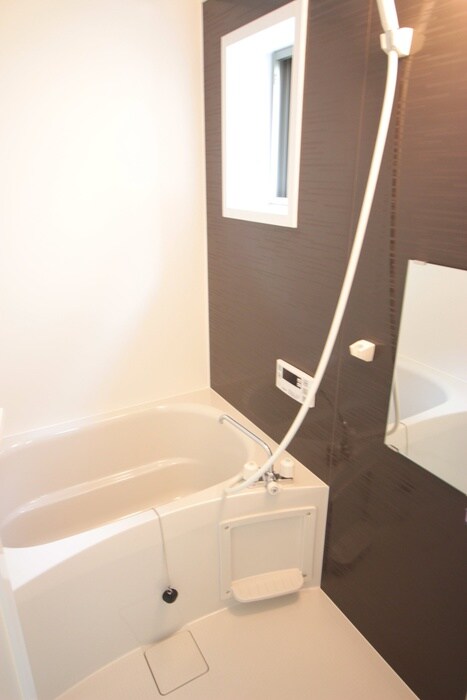 物件内観写真12　(バス／シャワールーム等)