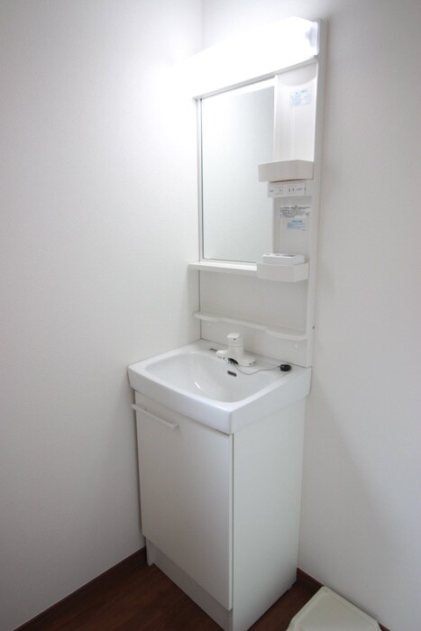 物件内観写真13　(洗面)