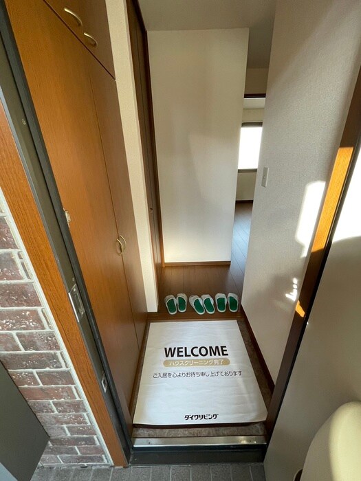 物件内観写真15　(玄関)