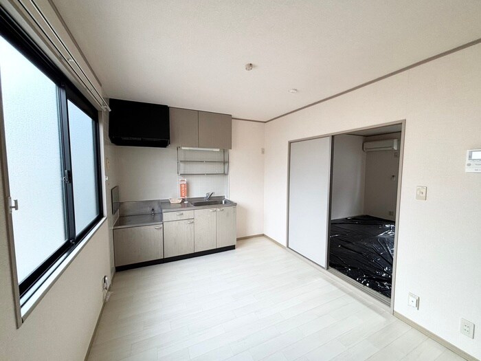 物件内観写真10　(居室)