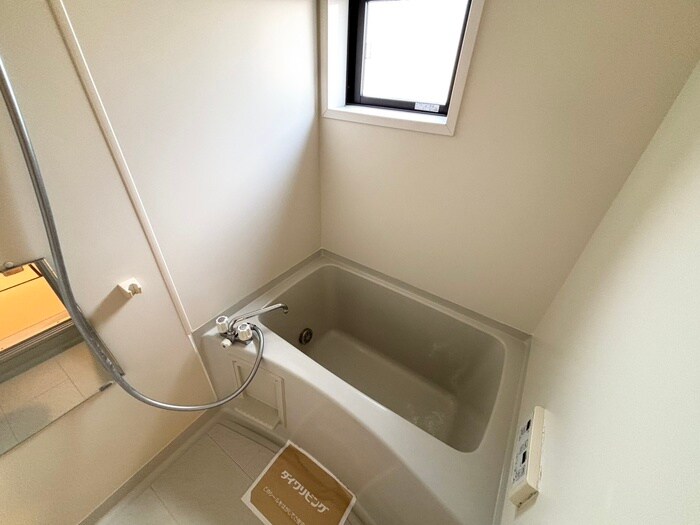 物件内観写真12　(バス／シャワールーム等)