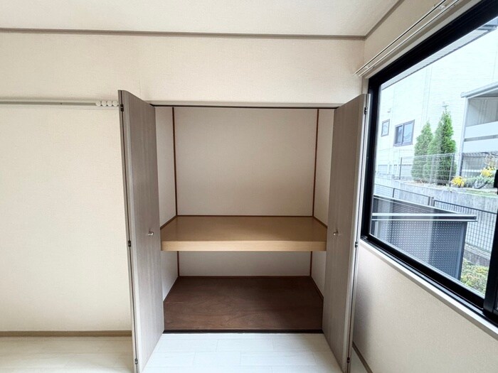 物件内観写真15　(収納)
