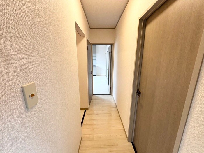 物件内観写真20　(廊下)