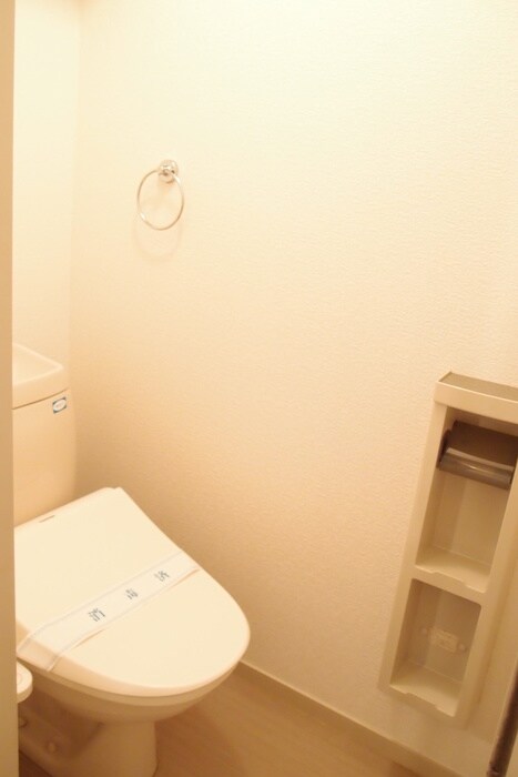 物件内観写真11　(トイレ)