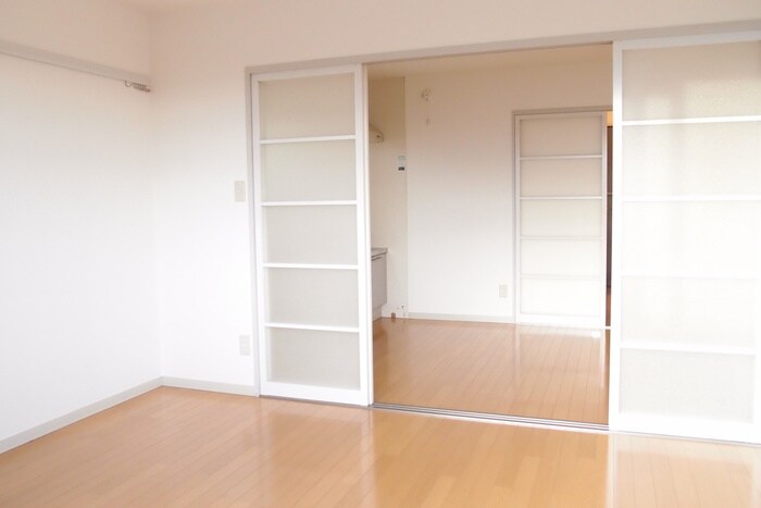 物件内観写真14　(居室)