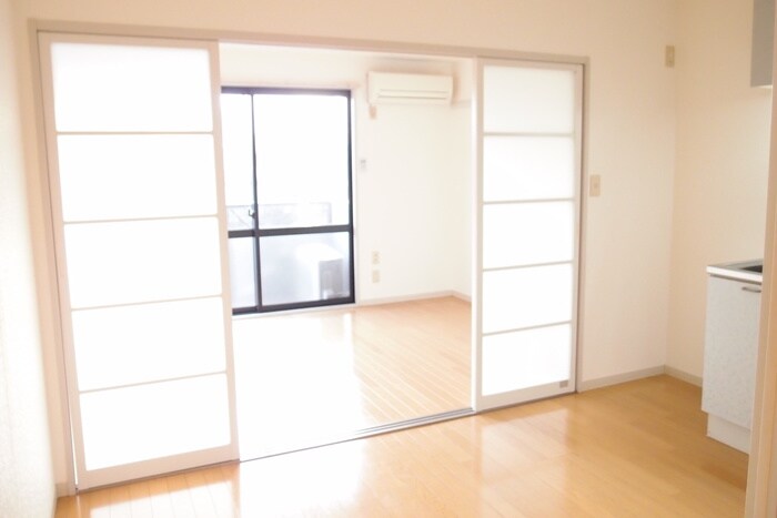 物件内観写真15　(居室)