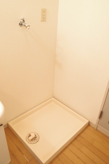 物件内観写真20　(洗濯機置場)