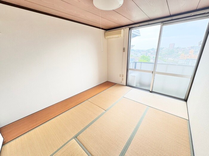 物件内観写真8　(居室)