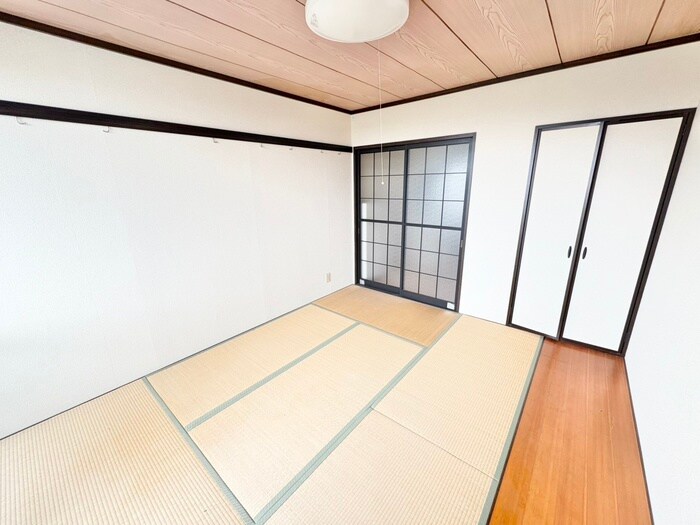 物件内観写真9　(居室)