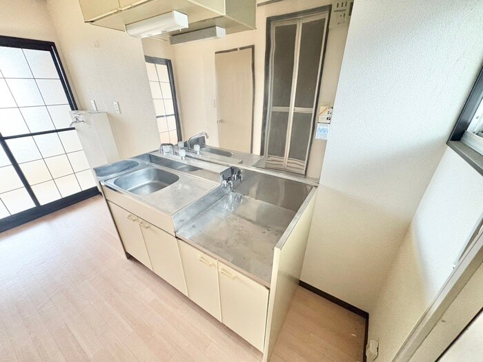 物件内観写真11　(キッチン)